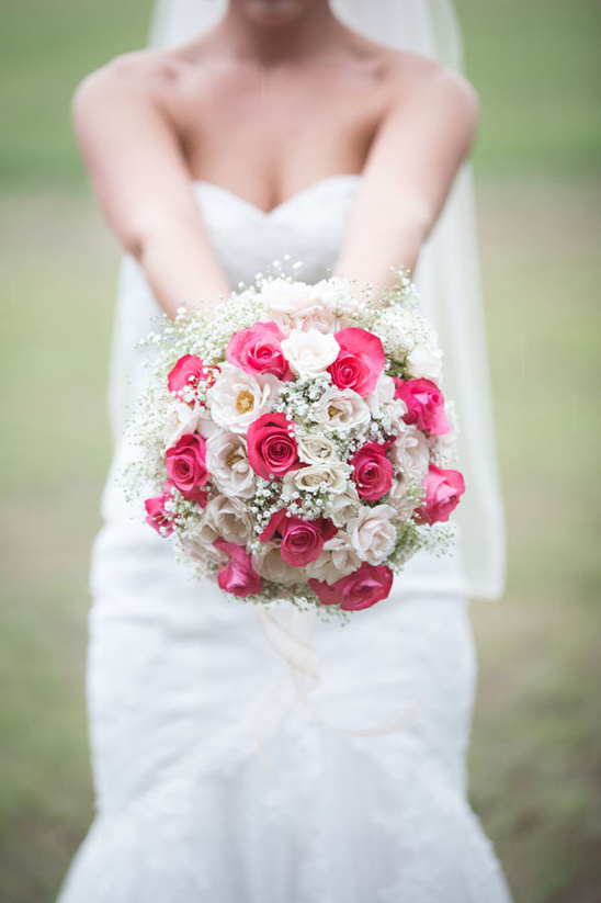 pink and white bridal bouquet