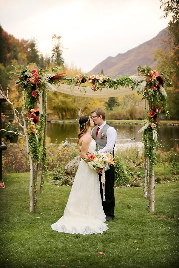 the-ultimate-fall-wedding