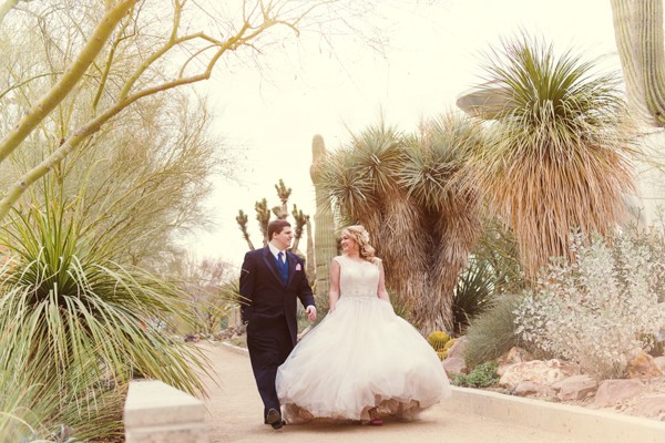 blue-and-pink-las-vegas-wedding