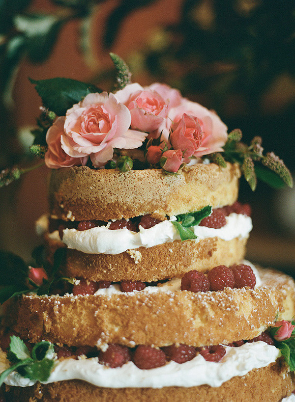 warm-family-farm-wedding