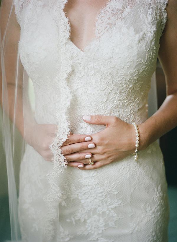 warm-family-farm-wedding