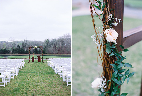 garden rose covered arbor @weddingchicks