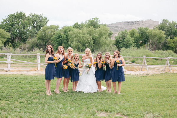 nebraska-navy-and-orange-wedding