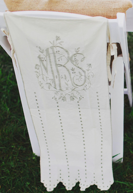 Mrs chair sign @weddingchicks