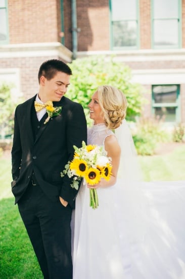 bright-bright-sunflower-wedding-day