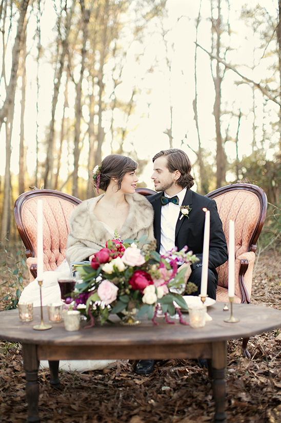 sweetheart table by Arrowhead Trading Company @weddingchicks