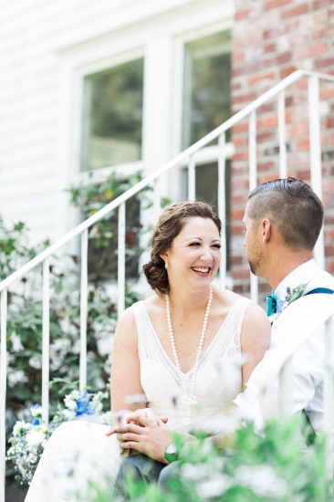 rustic-blue-and-white-wedding