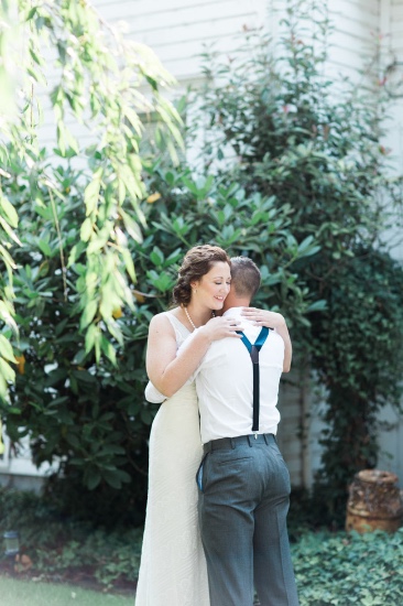 rustic-blue-and-white-wedding