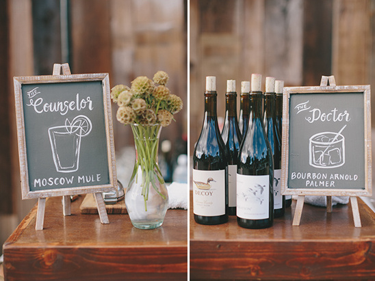 diy signature drink chalkboard signs @weddingchicks