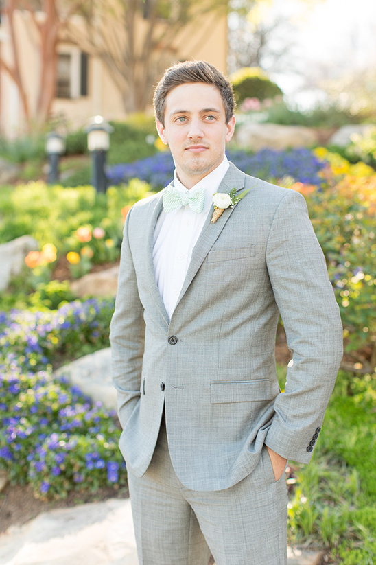 dashing mint and grey groomsmen @weddingchicks