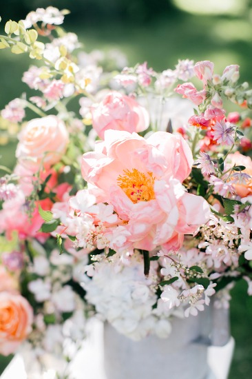 elegant-garden-blooms-wedding