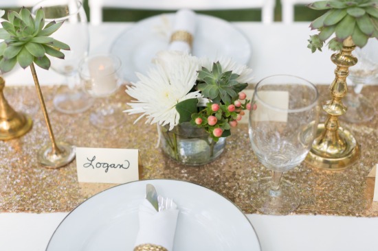 gold-and-mint-vintage-wedding