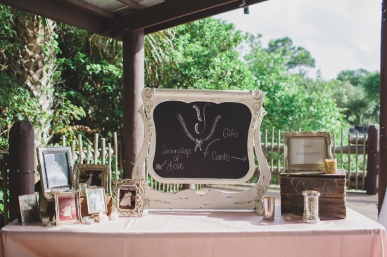 southern-comfort-at-the-zoo-wedding