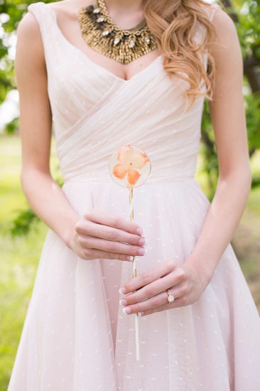 whimsical-alice-wedding-inspiration