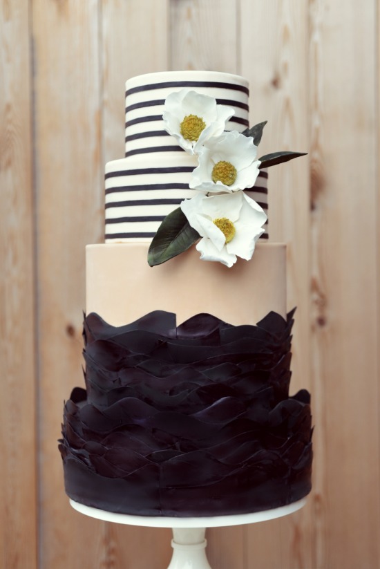 Country Cake Shop @weddingchicks