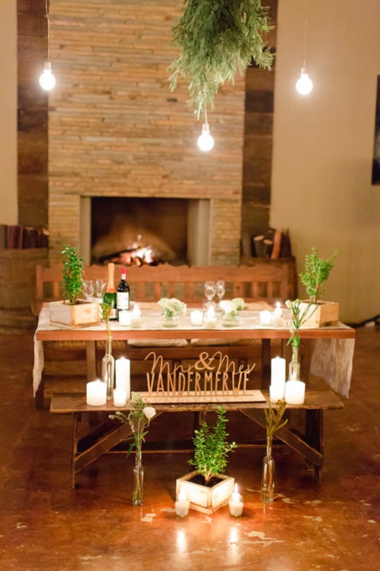 rustic sweetheart table @weddingchicks