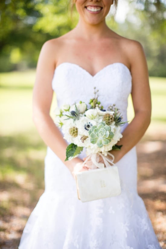 navy-and-white-barn-wedding