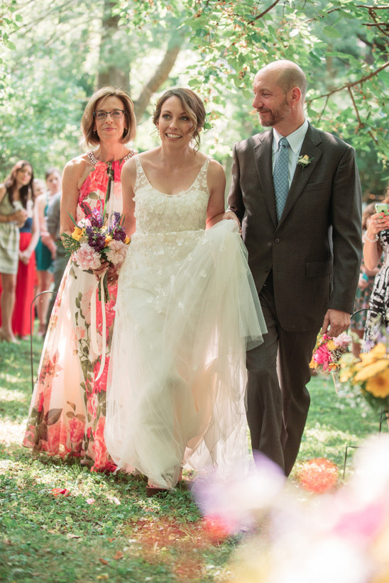 walking down the aisle @weddingchicks