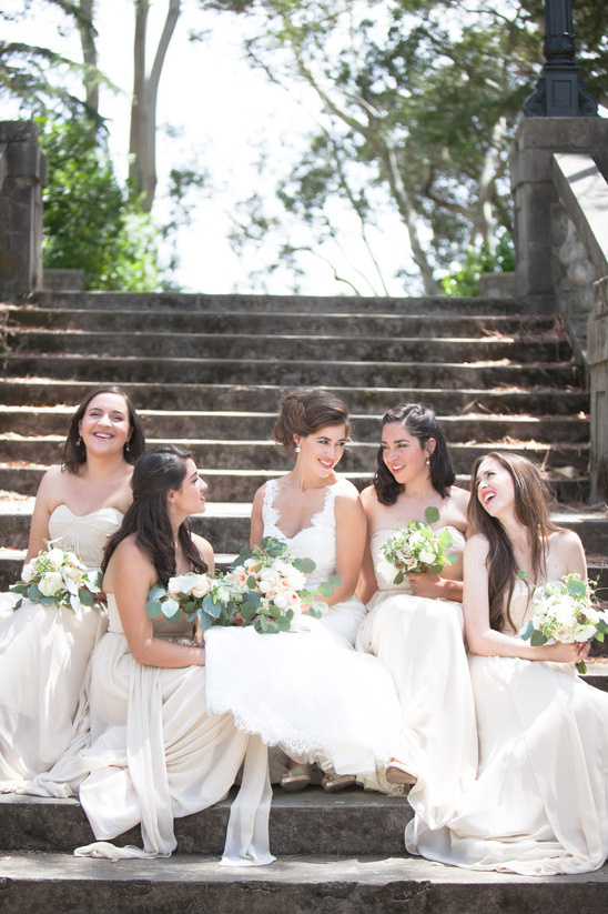 bridal party @weddingchicks