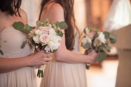 blue-gold-and-peach-romance-wedding