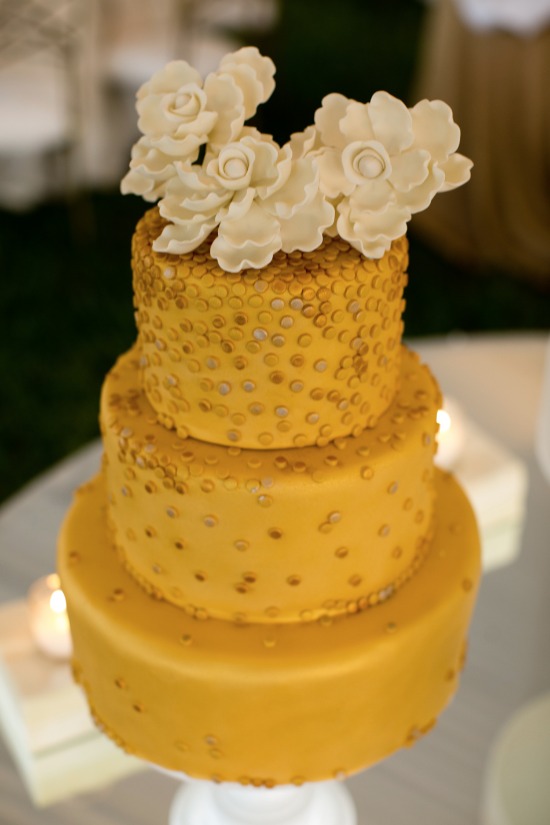 gold-and-white-glam-wedding