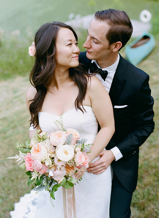 pink-and-green-cottage-wedding