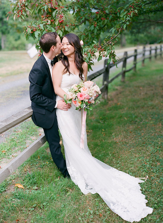 pink-and-green-cottage-wedding