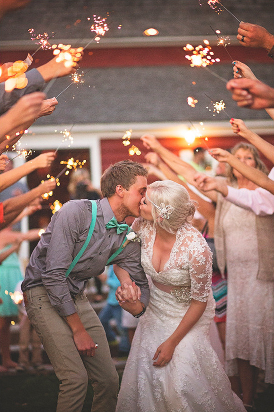 sparkler exit @weddingchicks