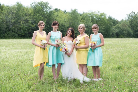 sweet-vintage-yellow-wedding