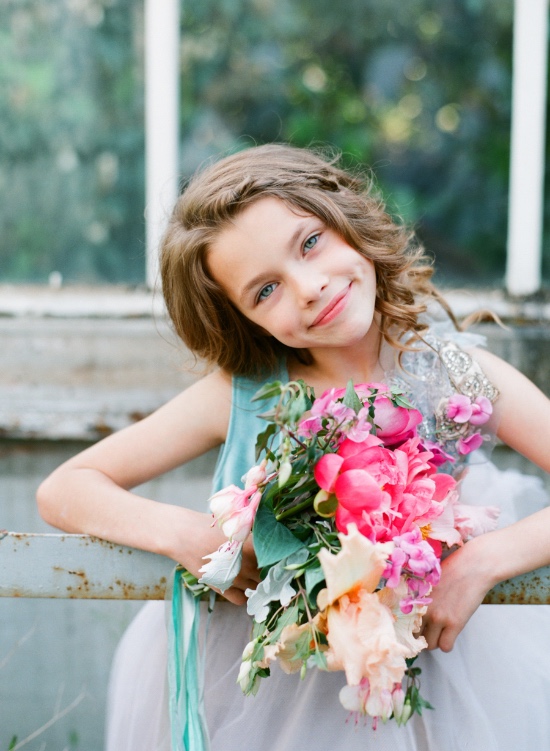 alice-in-wonderland-garden-elopement