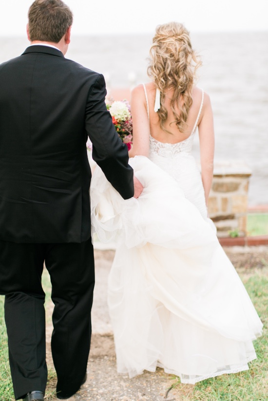 preppy-black-gold-and-white-wedding