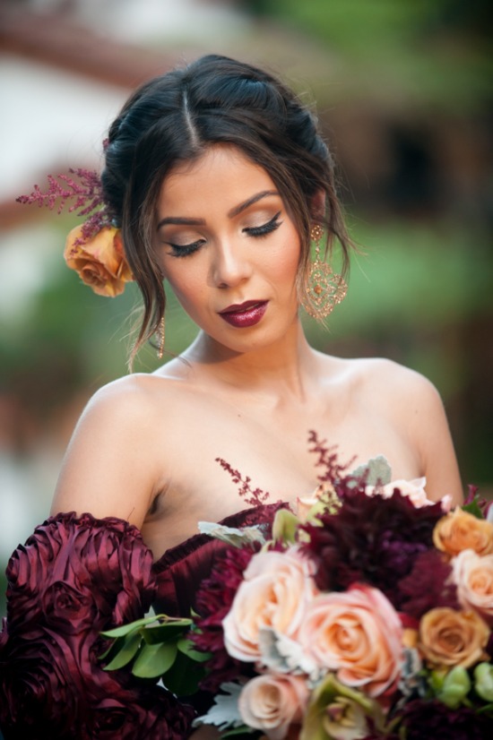 red-and-gold-spanish-wedding-ideas