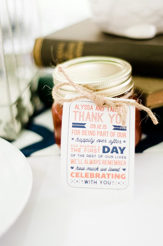 jar wedding favors @weddingchicks