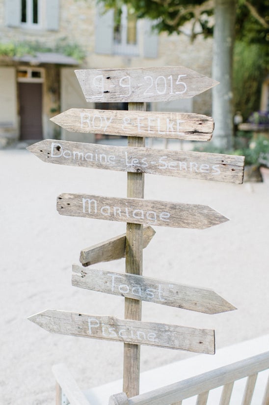 wedding sign @weddingchicks