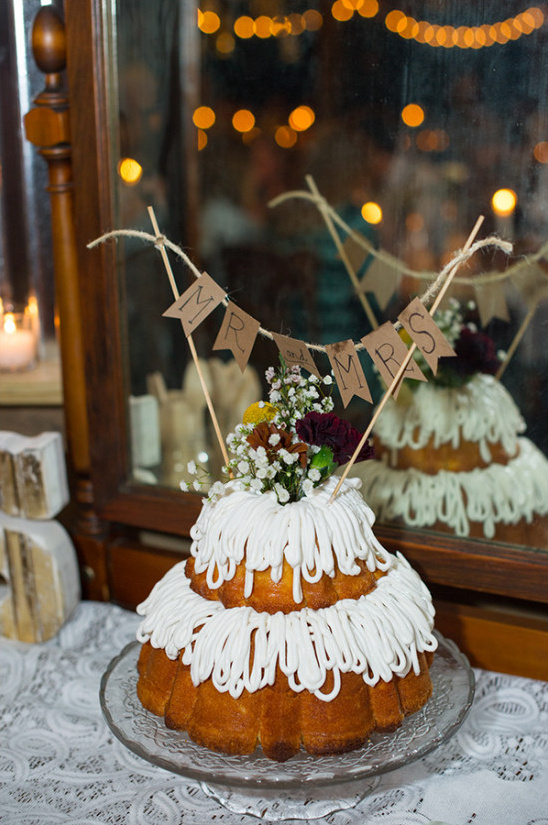 bundt wedding cake @weddingchicks