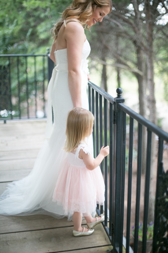 pretty-pink-vineyard-wedding