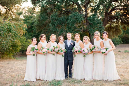 beautiful-be-yourself-barn-wedding