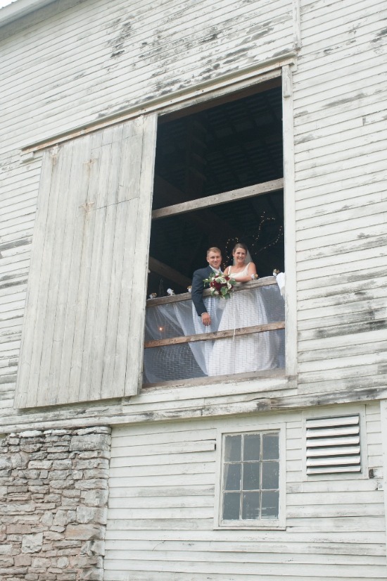 elegant-rustic-barn-wedding