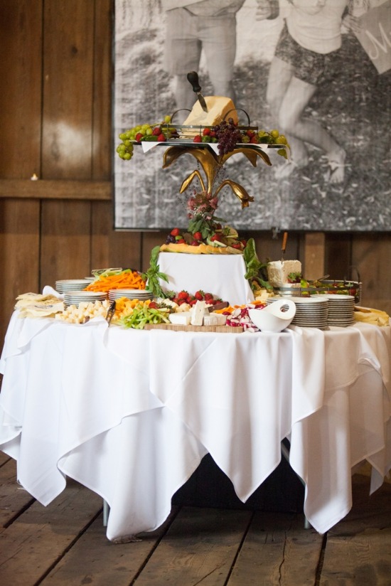 elegant-rustic-barn-wedding