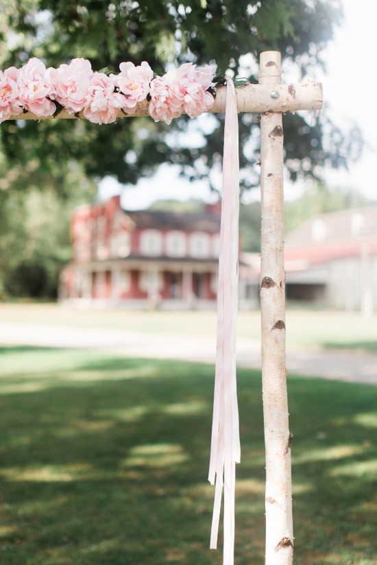 traditional-pink-museum-wedding