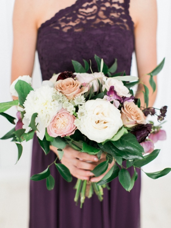 bright-white-and-deep-purple-wedding