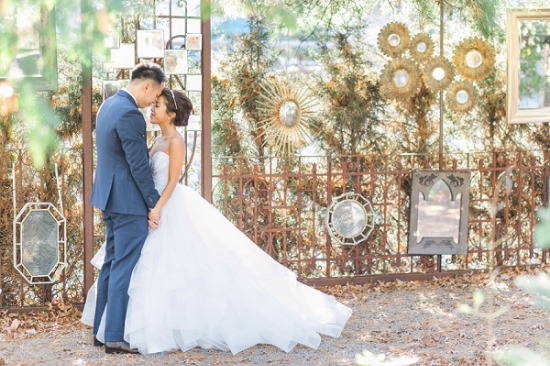 charming-pink-and-white-wedding