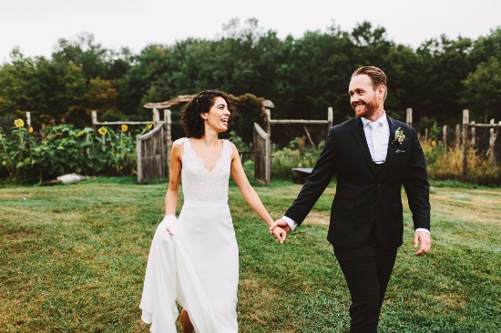 lovely-wedding-full-of-love-and-rain