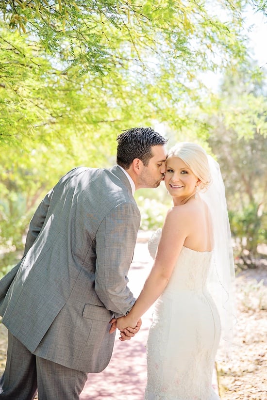 pink-and-white-classic-outdoor-wedding