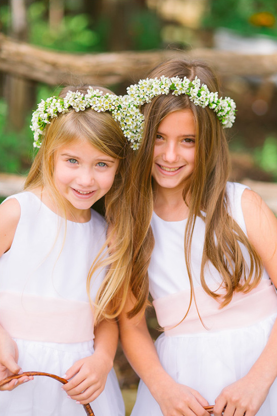 adorableflowergirlswithflowercrowns