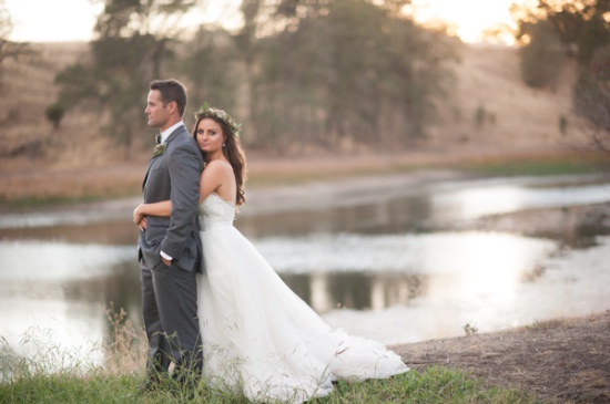 natural-green-and-grey-wedding-in