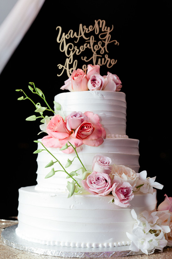 elegant classic wedding cake