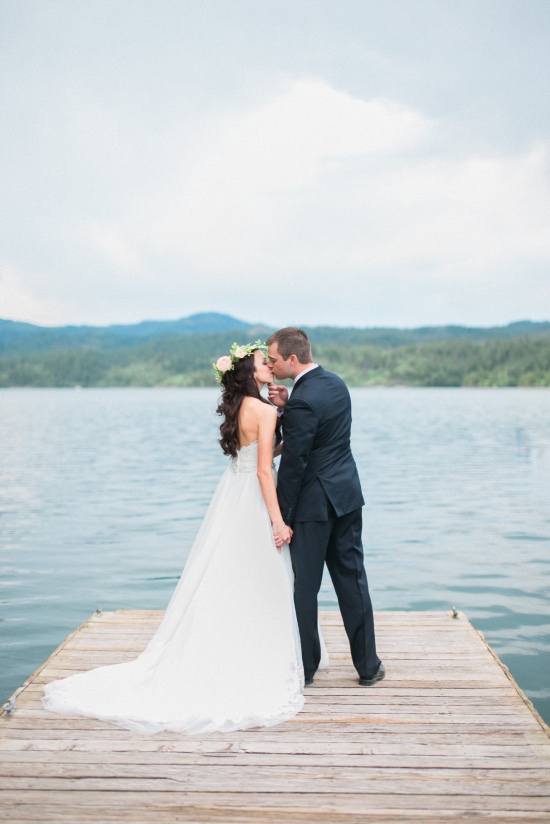 day-after-wedding-session-pose-ideas