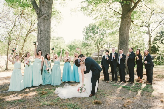 aqua-and-pink-rustic-wedding