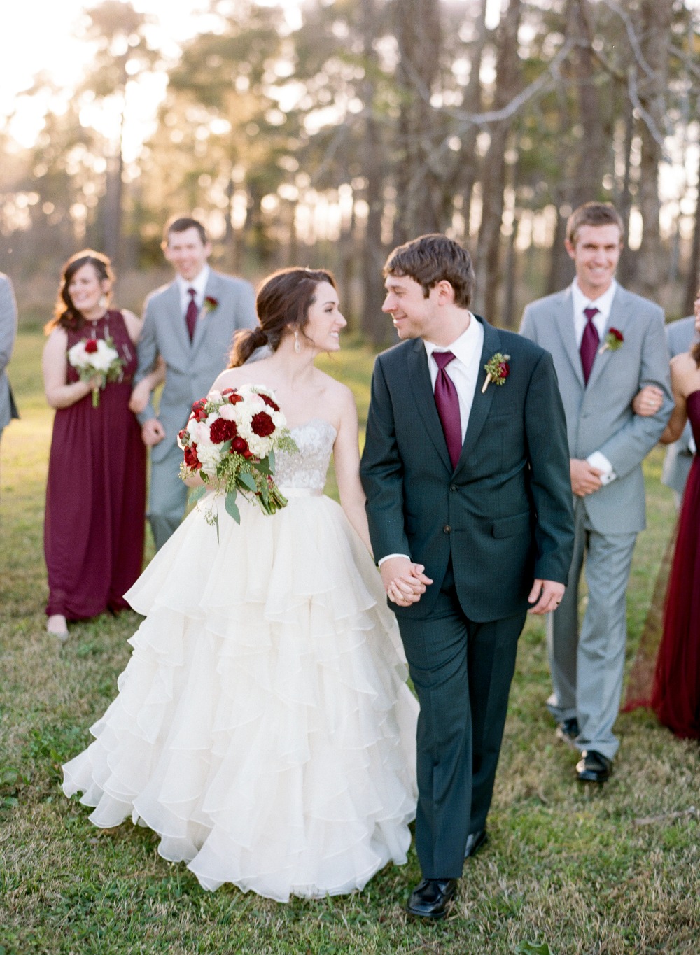 chic-maroon-and-gold-texas-wedding